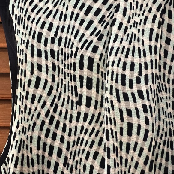 Tor Burch navy blue and White Patterned silk dress Dress 14 sleeveless - Picture 6 of 14